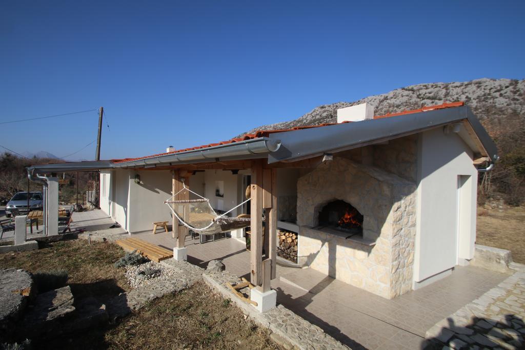 Oak House Villa Zadvarje Eksteriør bilde