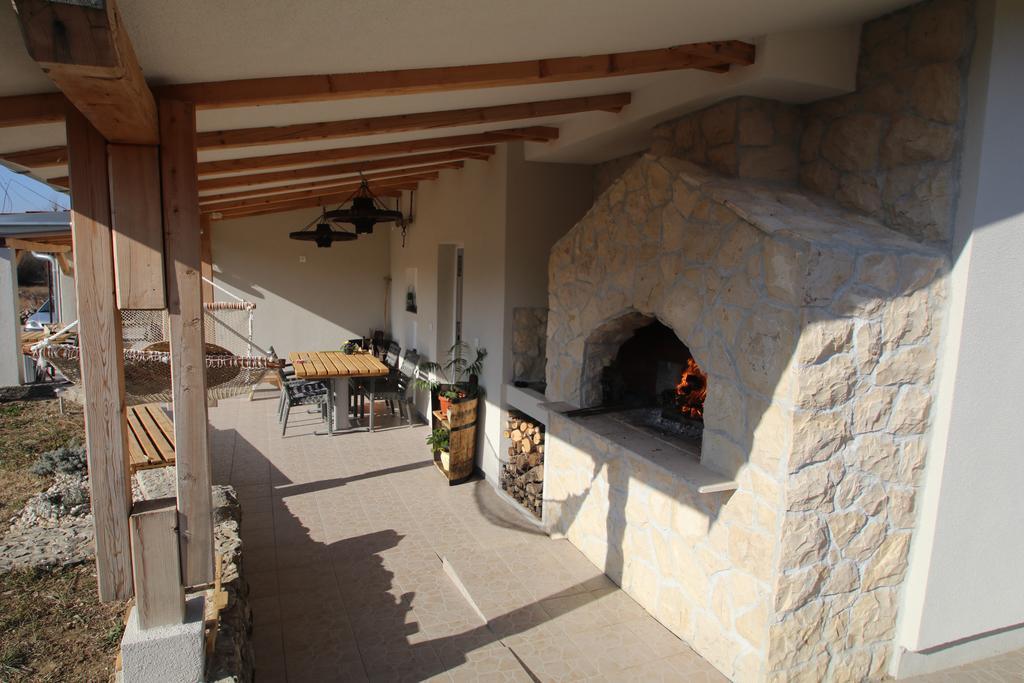 Oak House Villa Zadvarje Eksteriør bilde
